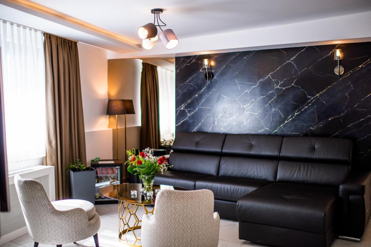 Amsterdam 4*